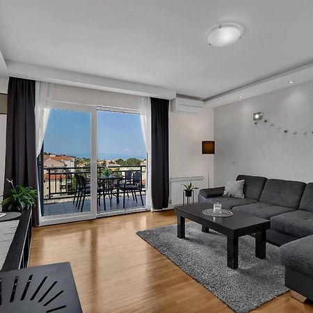 Urban Apartment Makarska Exterior photo